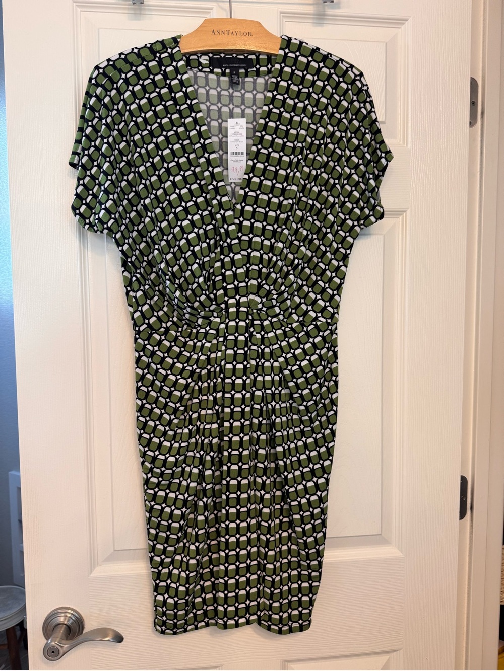 White House Black Market matt jersey Green Geometric V-Neck Dress - Picture 8 of 12
